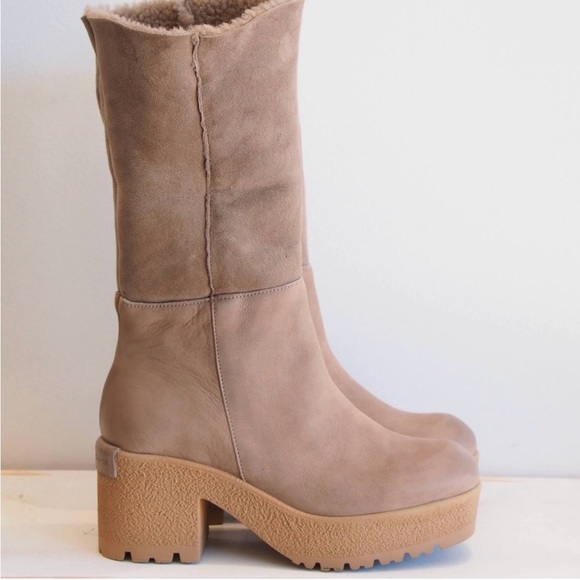 NWOT Patrizia Bonfanti Zadie Camel Shearling Lined Bootie Size 36 - Picture 3 of 3